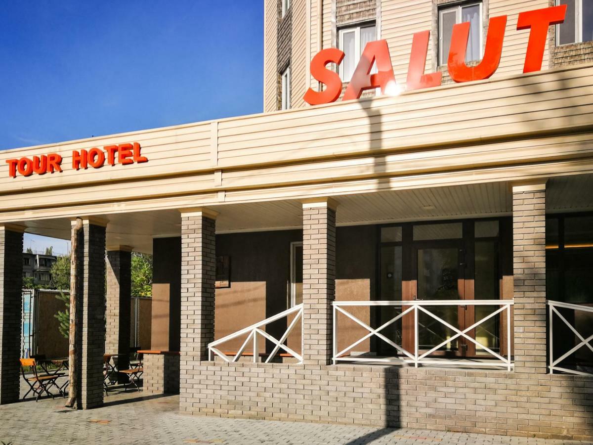 Salut Hotel Bisjkek Eksteriør billede
